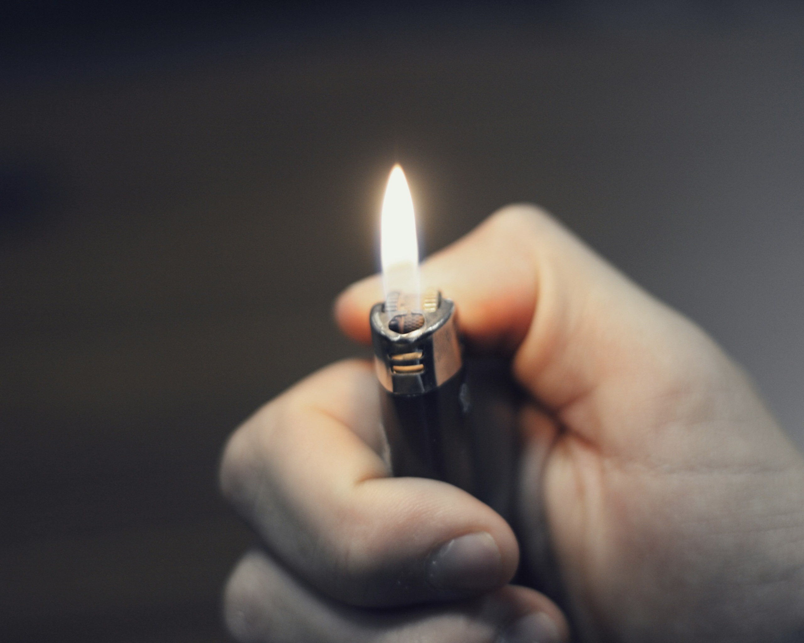 Complete Guide: What To Look For In A Lighter